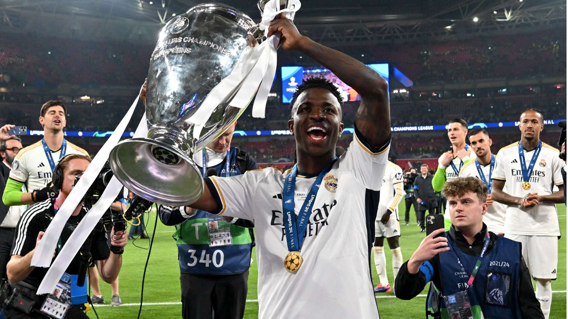 的表现堪称 的表现堪称